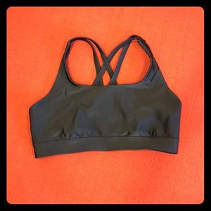 Lululemon black sports bra size 8